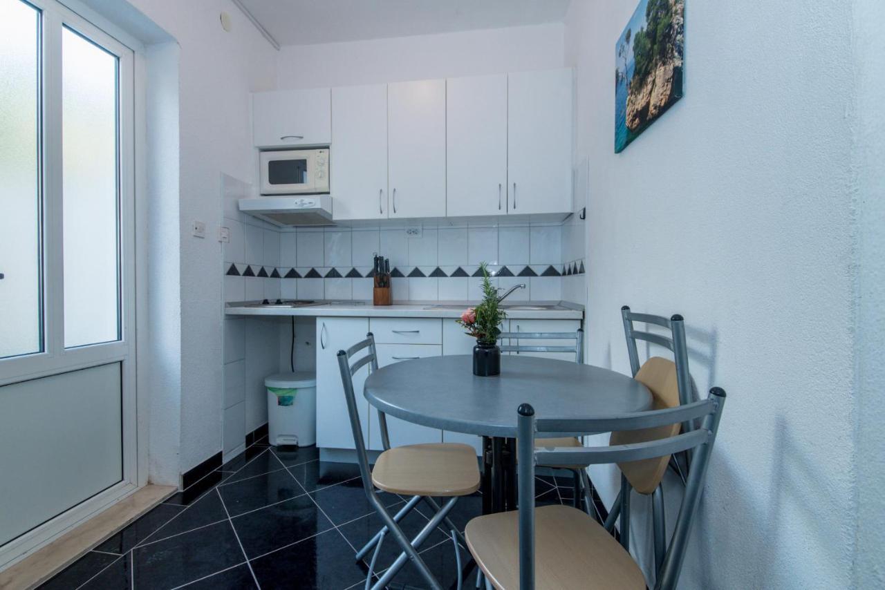 Apartments Niko Promajna Exterior photo